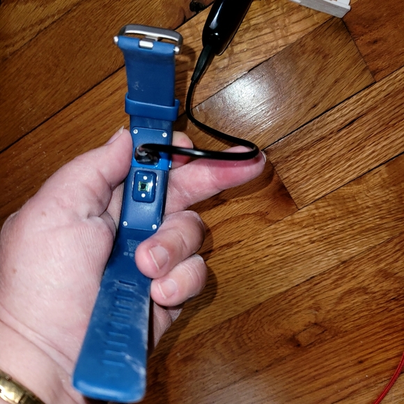 Fitbit - Picture 2 of 5